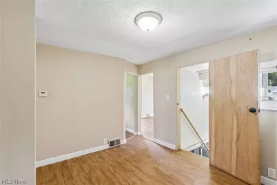 174 Yonker Street, Barberton, OH 44203 - Photo 15
