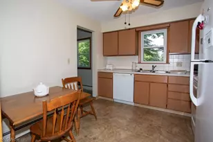 3937 S Schenley Ave, Youngstown, OH 44511 - Photo 11