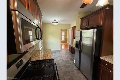 16713 Lomond Boulevard, Huber Heights, OH 44120 - Photo 9