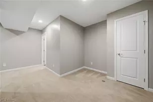 846 Hilliary Ln, Aurora, OH 44202 - Photo 49