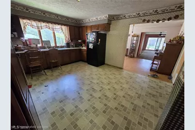 151 Cleveland Court, Andover, OH 44003 - Photo 3