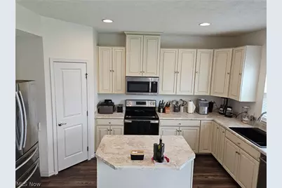 6534 Wisteria Lane, Medina, OH 44256 - Photo 7