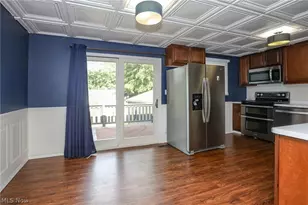 1073 Sunnywood Ln, Ravenna, OH 44266 - Photo 9
