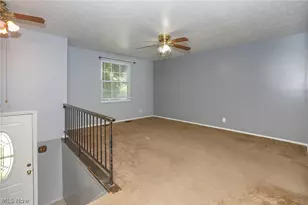 1073 Sunnywood Ln, Ravenna, OH 44266 - Photo 13