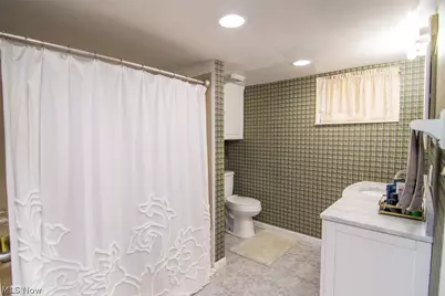 114 Chestnut Street, Bethesda, OH 43719 - Photo 21