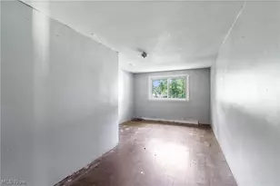 1219 Midland Ave, New Franklin, OH 44203 - Photo 19