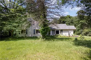 1219 Midland Ave, New Franklin, OH 44203 - Photo 7