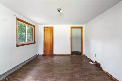 1219 Midland Avenue, New Franklin, OH 44203 - Photo 15