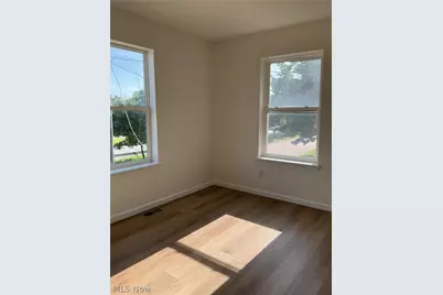 2140 W 47th Street, Loveland, OH 44102 - Photo 15