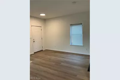 2140 W 47th Street, Loveland, OH 44102 - Photo 7