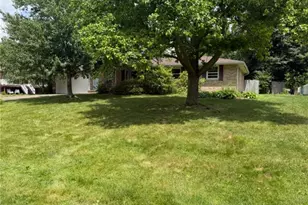 1333 Clarence St NW, Uniontown, OH 44685 - Photo 3