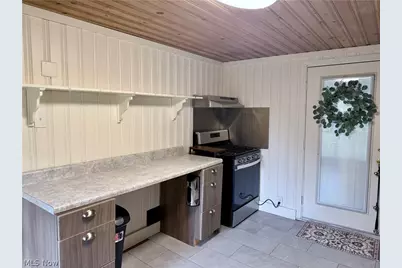 436 Loomis Avenue, Cuyahoga Falls, OH 44221 - Photo 9