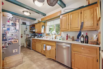 303 Cordelia Street SW, North Canton, OH 44720 - Photo 13