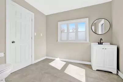 941 Carnegie Avenue, Akron, OH 44314 - Photo 19