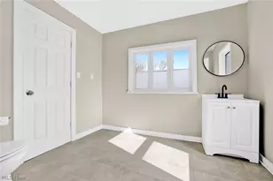 941 Carnegie Ave, Akron, OH 44314 - Photo 19