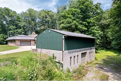 7434 Fenton Road NW, South Bloomfield, OH 44450 - Photo 27