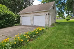 8162 Mona St SW, Navarre, OH 44662 - Photo 7