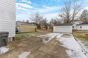 170 N Richview Ave, Youngstown, OH 44509 - Photo 5