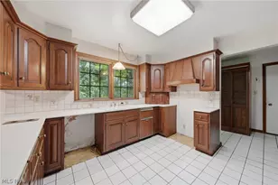 776 Perry Ave, Ravenna, OH 44266 - Photo 5