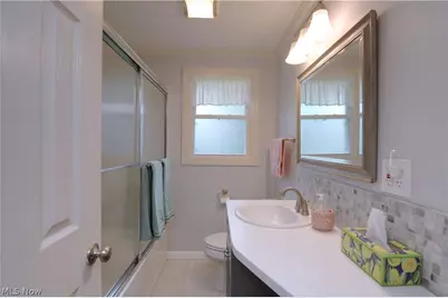 820 Highland Avenue, Wadsworth, OH 44281 - Photo 17