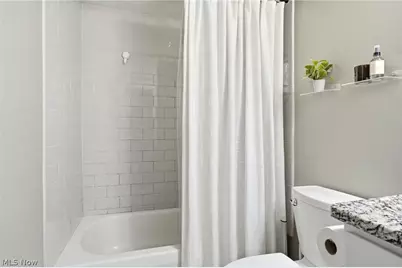 29963 Phillips Avenue, Wickliffe, OH 44092 - Photo 9