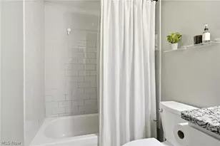 29963 Phillips Ave, Wickliffe, OH 44092 - Photo 9