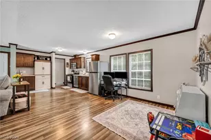 285 Westwoods, Amherst, OH 44001 - Photo 15