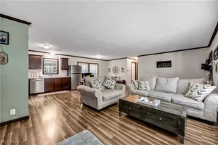 285 Westwoods, Amherst, OH 44001 - Photo 7