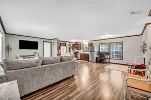 285 Westwoods, Amherst, OH 44001 - Photo 5