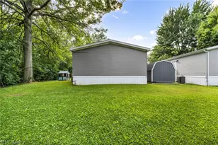 285 Westwoods, Amherst, OH 44001 - Photo 33