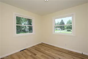 519 W Fike Ave, Orrville, OH 44667 - Photo 11