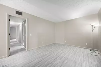 32633 Woodridge Court, North Ridgeville, OH 44039 - Photo 21