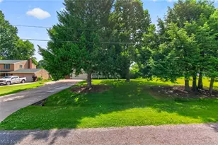 3110 Bronco Dr, Clinton, OH 44216 - Photo 3