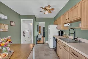 4612 W 156th St, Loveland, OH 44135 - Photo 9