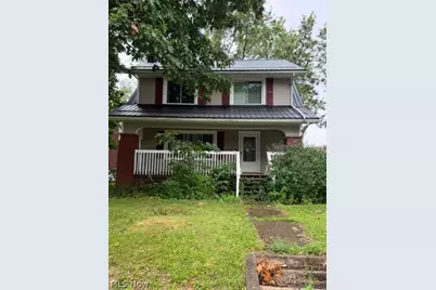 3534 Fairmount Boulevard NE, Canton, OH 44705 - Photo 1