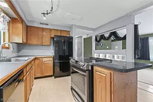150 Graham Rd, Cuyahoga Falls, OH 44223 - Photo 13