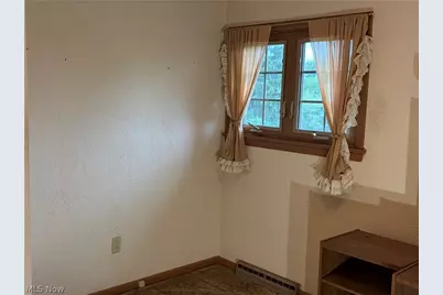 47647 Lyman Drive, East Liverpool, OH 43920 - Photo 9
