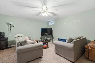 542 Topaz Ln, Brunswick, OH 44212 - Photo 19