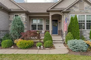 609 Burgess Cir, Aurora, OH 44202 - Photo 3