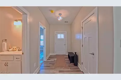 49101 Fairway, East Liverpool, OH 43920 - Photo 5