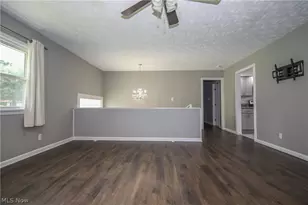 122 Pine Ln, Barnesville, OH 43713 - Photo 5