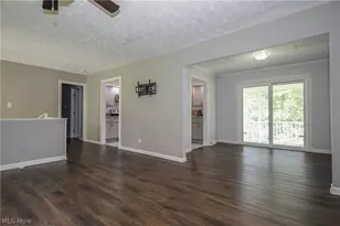 122 Pine Ln, Barnesville, OH 43713 - Photo 7