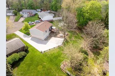 821 36th Street NW, Canton, OH 44709 - Photo 35