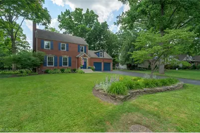 245 Griswold Drive, Youngstown, OH 44512 - Photo 3