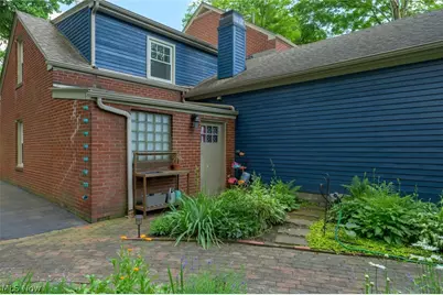 245 Griswold Drive, Youngstown, OH 44512 - Photo 5