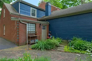 245 Griswold Dr, Youngstown, OH 44512 - Photo 5