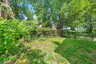 1584 E 94th St, Loveland, OH 44106 - Photo 33