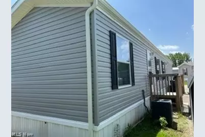 12860 Mayfield Rd #52, Chardon, OH 44024 - Photo 5
