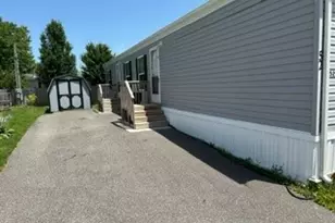 12860 Mayfield Rd, Chardon, OH 44024 - Photo 3