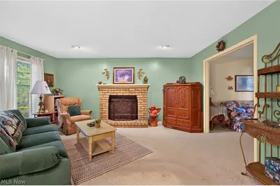 1667 Cadbury Street NW, Massillon, OH 44646 - Photo 9